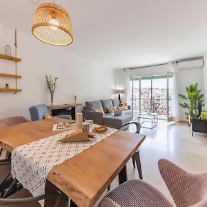 https://bravissimo-plaa-de-la-independncia-morning-sun.topcostabravahotels.com